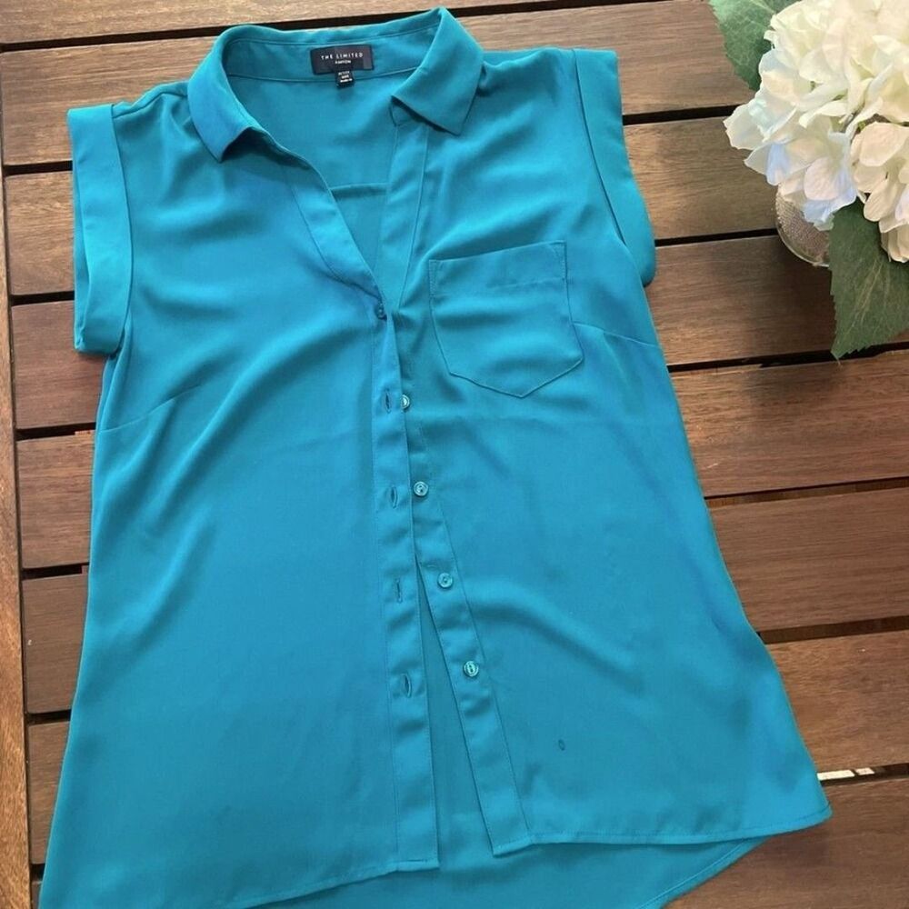 The limited Short Green xxsp button down shirt in size XXSP!